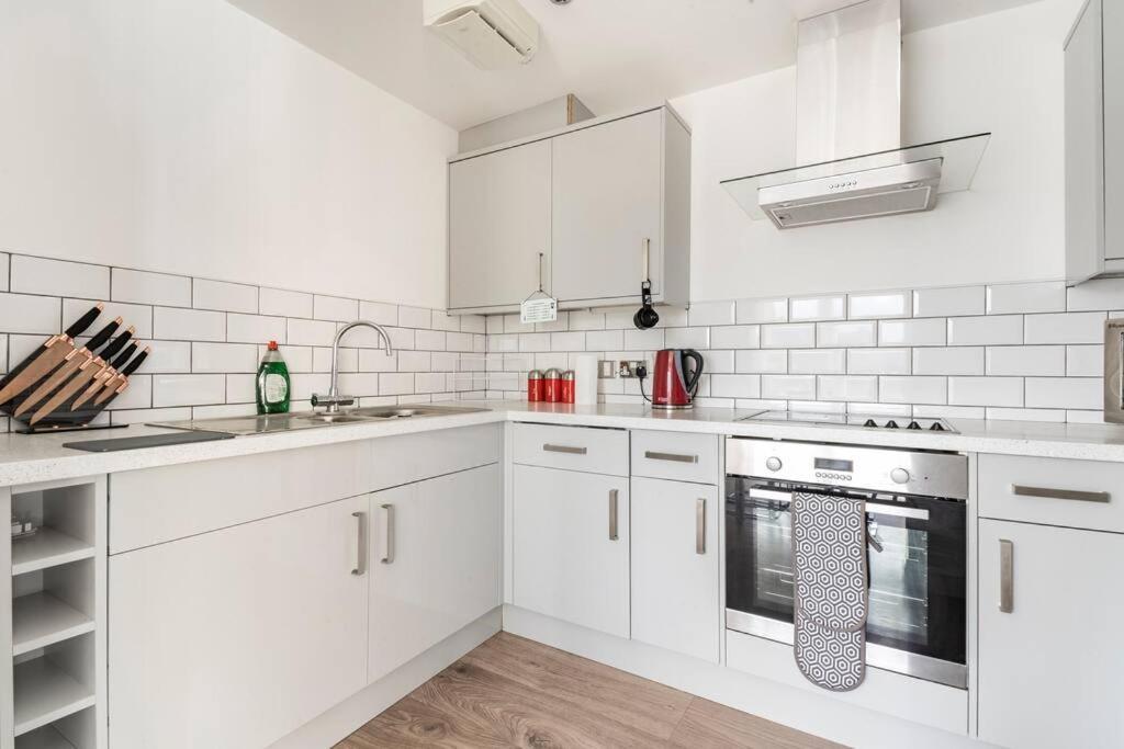 Апартаменты Stunning Flat By Quayside With Balcony!! Ньюкасл-апон-Тайн Экстерьер фото