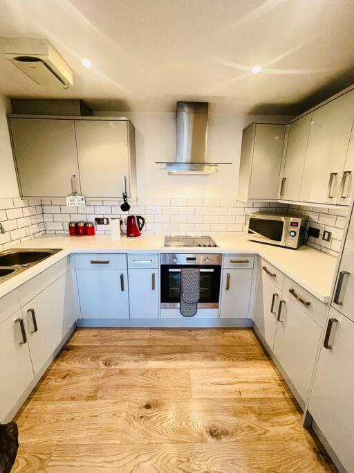 Апартаменты Stunning Flat By Quayside With Balcony!! Ньюкасл-апон-Тайн Экстерьер фото